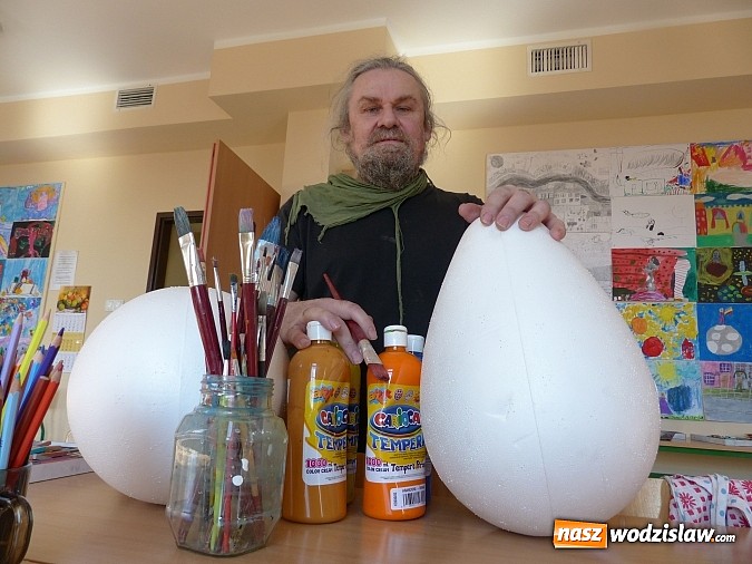 Zdjęcie w galerii na portalu naszwodzislaw.com: Jaja wielkanocne w Rydułtowach czekają na malowanie  wiadomości z regionu