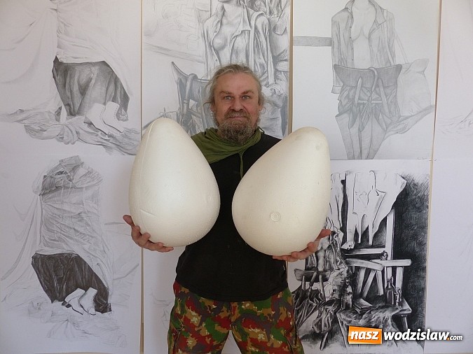 Zdjęcie w galerii na portalu naszwodzislaw.com: Jaja wielkanocne w Rydułtowach czekają na malowanie  wiadomości z regionu