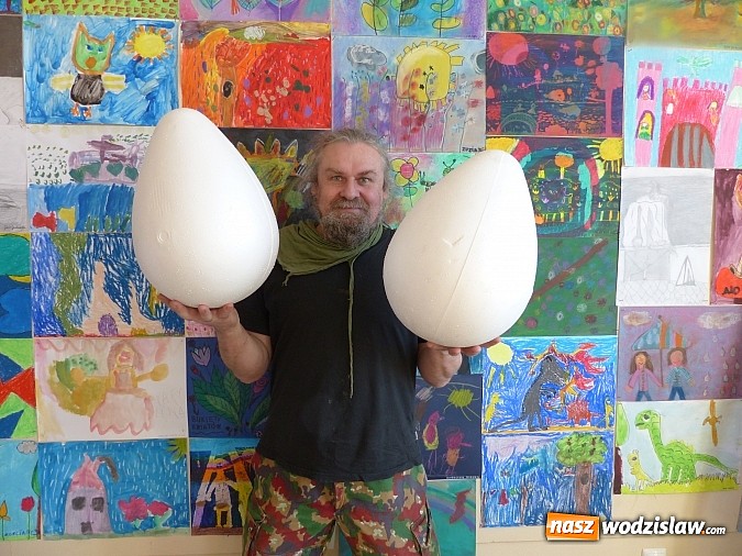 Zdjęcie w galerii na portalu naszwodzislaw.com: Jaja wielkanocne w Rydułtowach czekają na malowanie  wiadomości z regionu