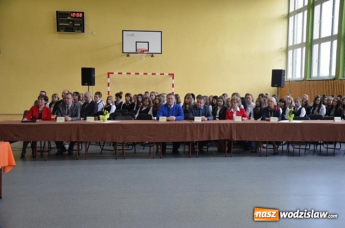 Zdjęcie w galerii na portalu naszwodzislaw.com: II forum przedsiębiorczości w „Ekonomiku”  wiadomości z regionu