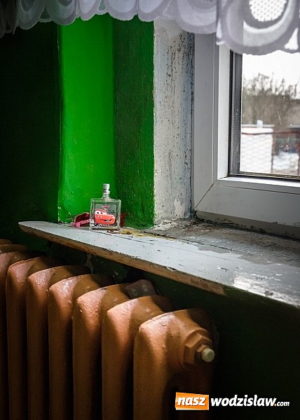 Zdjęcie w galerii na portalu naszwodzislaw.com: Stowarzyszenie Piękne Anioły remontuje pokój rodziny ze Skrzyszowa. Pomóc przy tym projekcie może każdy wiadomości z regionu