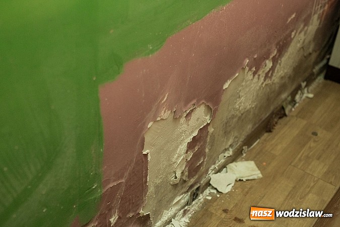 Zdjęcie w galerii na portalu naszwodzislaw.com: Stowarzyszenie Piękne Anioły remontuje pokój rodziny ze Skrzyszowa. Pomóc przy tym projekcie może każdy wiadomości z regionu