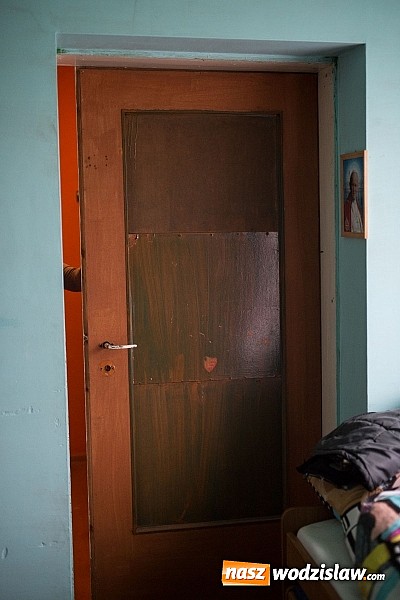 Zdjęcie w galerii na portalu naszwodzislaw.com: Stowarzyszenie Piękne Anioły remontuje pokój rodziny ze Skrzyszowa. Pomóc przy tym projekcie może każdy wiadomości z regionu