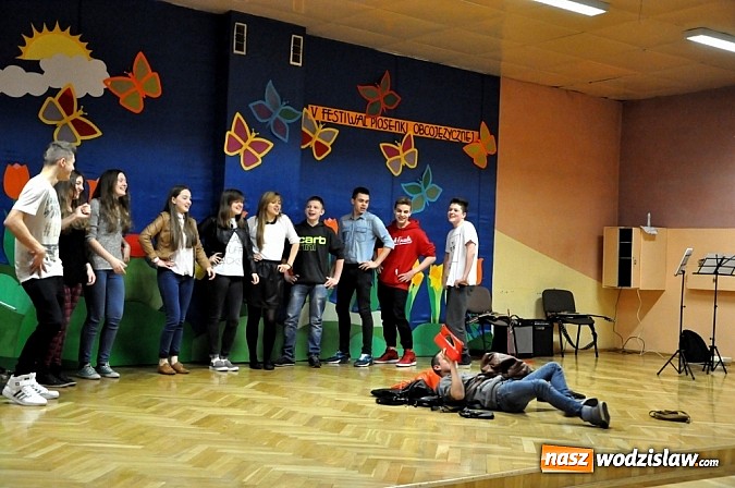 Zdjęcie w galerii na portalu naszwodzislaw.com: Festiwal Piosenki Obcojęzycznej w G1 wiadomości z regionu