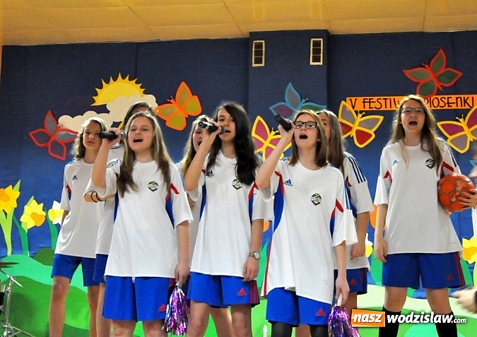 Zdjęcie w galerii na portalu naszwodzislaw.com: Festiwal Piosenki Obcojęzycznej w G1 wiadomości z regionu