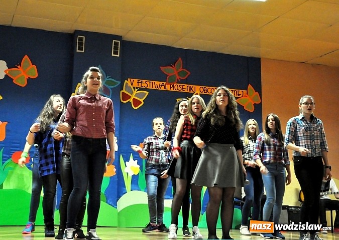 Zdjęcie w galerii na portalu naszwodzislaw.com: Festiwal Piosenki Obcojęzycznej w G1 wiadomości z regionu