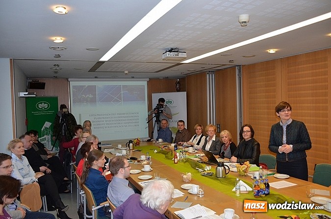 Zdjęcie w galerii na portalu naszwodzislaw.com:  Przedstawiciele organizacji pozarządowych w Funduszu  wiadomości z regionu