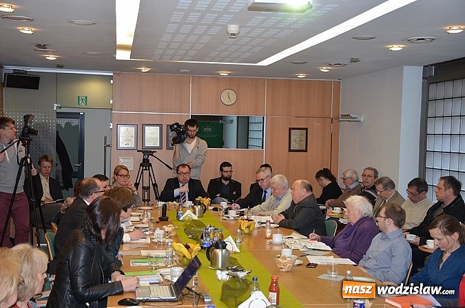 Zdjęcie w galerii na portalu naszwodzislaw.com:  Przedstawiciele organizacji pozarządowych w Funduszu  wiadomości z regionu