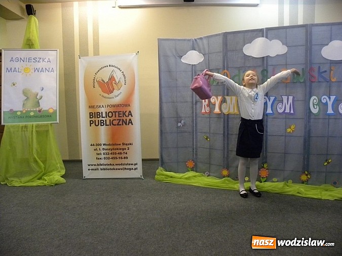 Zdjęcie w galerii na portalu naszwodzislaw.com: Światowy Dzień Poezji w wodzisławskiej bibliotece wiadomości z regionu