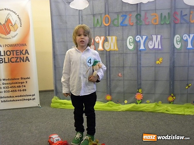 Zdjęcie w galerii na portalu naszwodzislaw.com: Światowy Dzień Poezji w wodzisławskiej bibliotece wiadomości z regionu