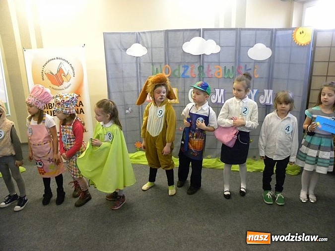 Zdjęcie w galerii na portalu naszwodzislaw.com: Światowy Dzień Poezji w wodzisławskiej bibliotece wiadomości z regionu