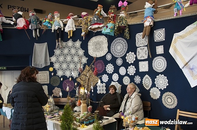 Zdjęcie w galerii na portalu naszwodzislaw.com: W Pszowie ruszył Wielkanocny Jarmark Świąteczny  wiadomości z regionu