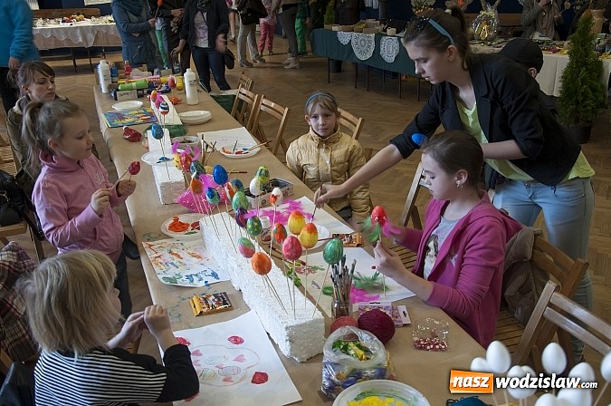 Zdjęcie w galerii na portalu naszwodzislaw.com: W Pszowie ruszył Wielkanocny Jarmark Świąteczny  wiadomości z regionu
