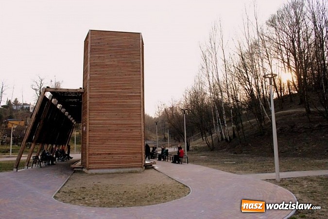 Zdjęcie w galerii na portalu naszwodzislaw.com: Nowy sezon uzdrowiskowy przy radlińskiej tężni - rozpoczęty wiadomości z regionu