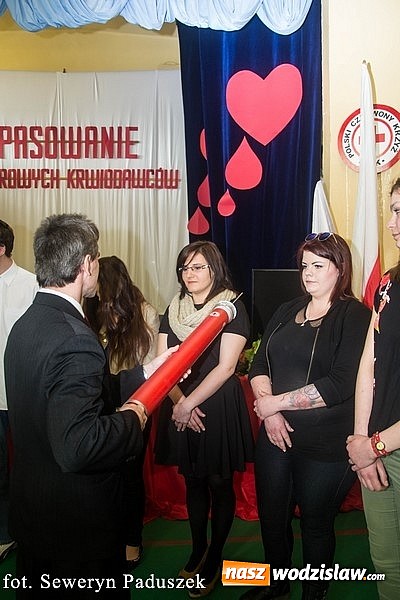 Zdjęcie w galerii na portalu naszwodzislaw.com: Młodzi w Rydułtowach oddają krew wiadomości z regionu