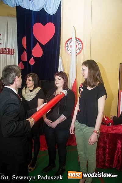 Zdjęcie w galerii na portalu naszwodzislaw.com: Młodzi w Rydułtowach oddają krew wiadomości z regionu