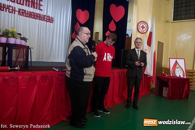 Zdjęcie w galerii na portalu naszwodzislaw.com: Młodzi w Rydułtowach oddają krew wiadomości z regionu