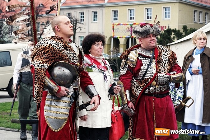 Zdjęcie w galerii na portalu naszwodzislaw.com: Wodzisławski Jarmark Wielkanocny. Dzień historyczny wiadomości z regionu