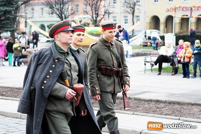 Zdjęcie w galerii na portalu naszwodzislaw.com: Wodzisławski Jarmark Wielkanocny. Dzień historyczny wiadomości z regionu