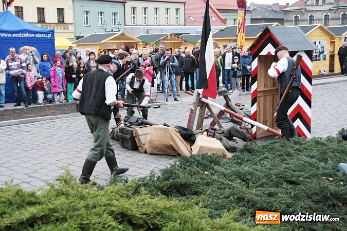 Zdjęcie w galerii na portalu naszwodzislaw.com: Wodzisławski Jarmark Wielkanocny. Dzień historyczny wiadomości z regionu