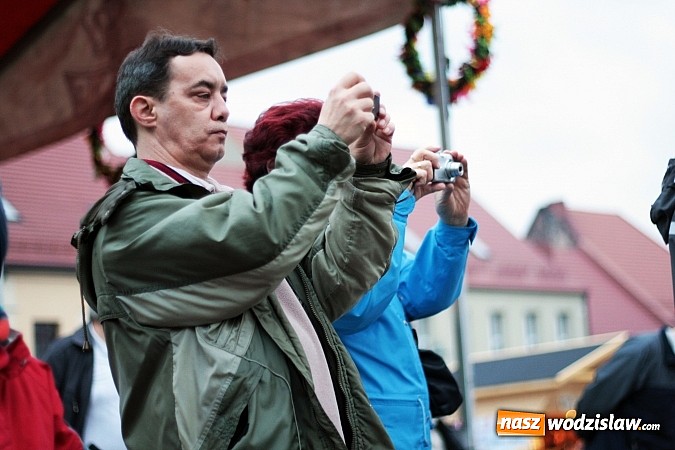 Zdjęcie w galerii na portalu naszwodzislaw.com: Wodzisławski Jarmark Wielkanocny. Dzień historyczny wiadomości z regionu