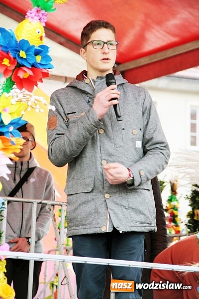 Zdjęcie w galerii na portalu naszwodzislaw.com: Przez siedem dni na wodzisławskim rynku można było zaopatrzyć się na święta wiadomości z regionu