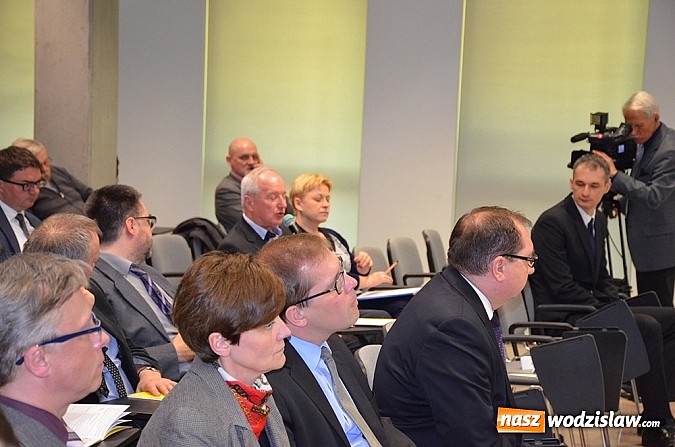 Zdjęcie w galerii na portalu naszwodzislaw.com: Spotkanie konsultacyjne z samorządowcami wiadomości z regionu