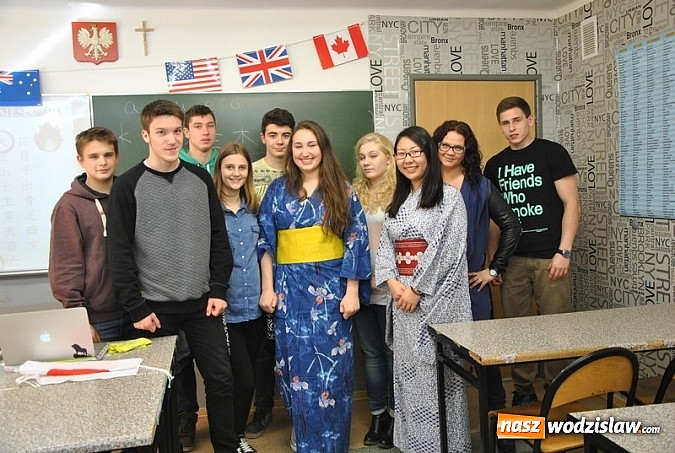 Zdjęcie w galerii na portalu naszwodzislaw.com: Zagraniczni goście w murach ZST wiadomości z regionu