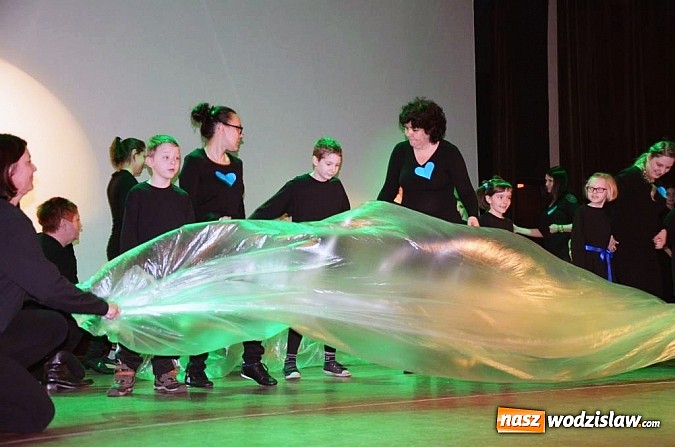 Zdjęcie w galerii na portalu naszwodzislaw.com: O autyzmie kolorowo i rokendrolowo w Wodzisławskim Centrum Kultury wiadomości z regionu