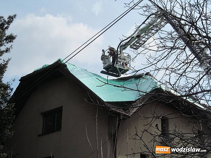 Zdjęcie w galerii na portalu naszwodzislaw.com: W Radlinie palił się dom jednorodzinny wiadomości z regionu