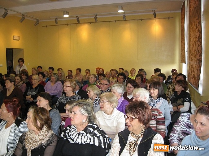 Zdjęcie w galerii na portalu naszwodzislaw.com: Spotkanie autorskie z Haliną Kunicką w Rydułtowach wiadomości z regionu