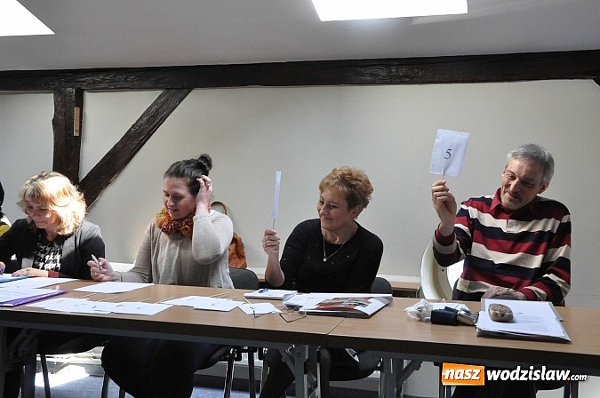 Zdjęcie w galerii na portalu naszwodzislaw.com: Hotelarstwo w teorii i praktyce - konkurs w raciborskiej Polonii  wiadomości z regionu