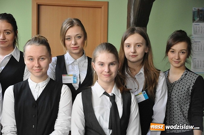 Zdjęcie w galerii na portalu naszwodzislaw.com: Hotelarstwo w teorii i praktyce - konkurs w raciborskiej Polonii  wiadomości z regionu