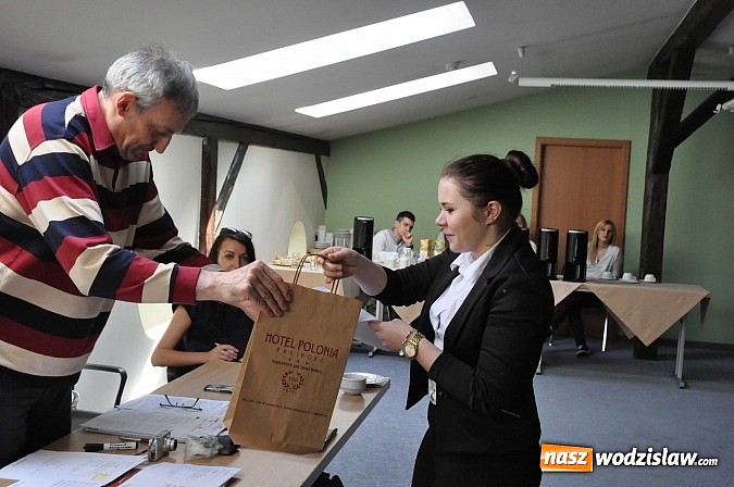 Zdjęcie w galerii na portalu naszwodzislaw.com: Hotelarstwo w teorii i praktyce - konkurs w raciborskiej Polonii  wiadomości z regionu