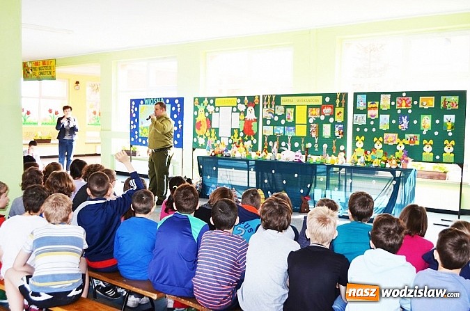 Zdjęcie w galerii na portalu naszwodzislaw.com: Straż Graniczna z wizytą w szkołach w  Lubomi i Raciborzu wiadomości z regionu