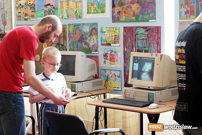 Zdjęcie w galerii na portalu naszwodzislaw.com: Powrót do przeszłości, czyli Festiwal Dawnych Gier Komputerowych w Radlinie wiadomości z regionu