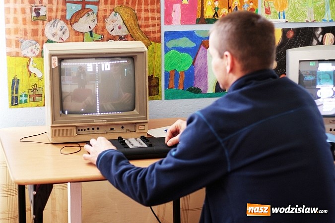 Zdjęcie w galerii na portalu naszwodzislaw.com: Powrót do przeszłości, czyli Festiwal Dawnych Gier Komputerowych w Radlinie wiadomości z regionu