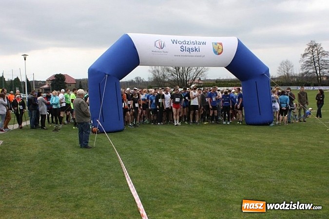 Zdjęcie w galerii na portalu naszwodzislaw.com: 150 sporowc&oacute;w wystartowało w biegu o Puchar Prezydenta Miasta Wodzisławia Śląskiego wiadomości z regionu