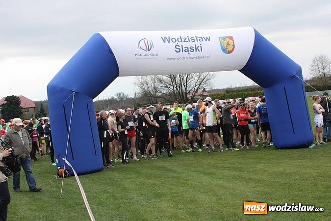 Zdjęcie w galerii na portalu naszwodzislaw.com: 150 sporowc&oacute;w wystartowało w biegu o Puchar Prezydenta Miasta Wodzisławia Śląskiego wiadomości z regionu