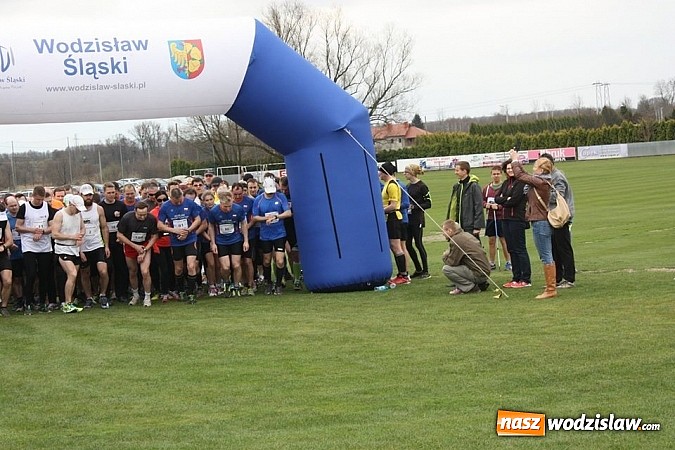 Zdjęcie w galerii na portalu naszwodzislaw.com: 150 sporowc&oacute;w wystartowało w biegu o Puchar Prezydenta Miasta Wodzisławia Śląskiego wiadomości z regionu