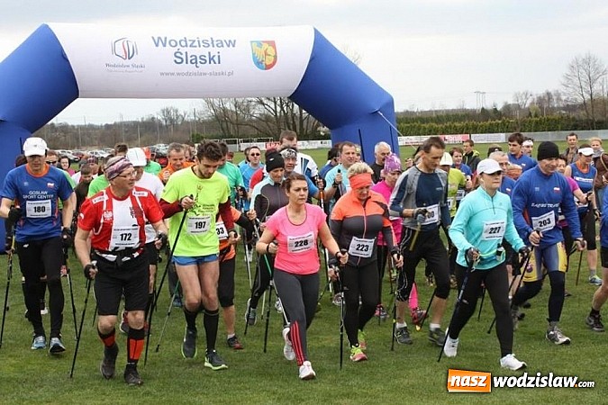 Zdjęcie w galerii na portalu naszwodzislaw.com: 150 sporowc&oacute;w wystartowało w biegu o Puchar Prezydenta Miasta Wodzisławia Śląskiego wiadomości z regionu