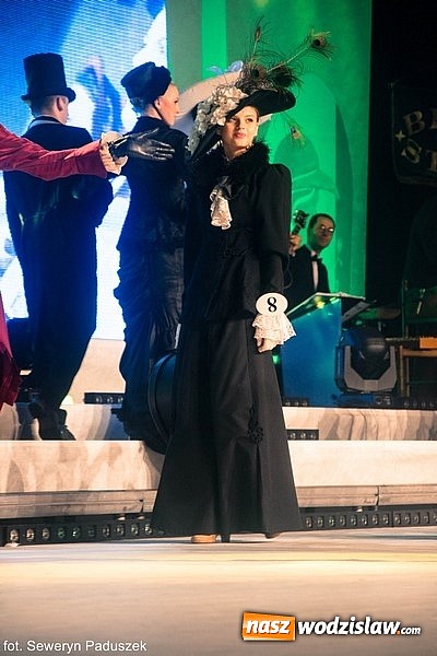 Zdjęcie w galerii na portalu naszwodzislaw.com: Uczennica z Rydułtów w międzynarodowym konkursie Miss wiadomości z regionu