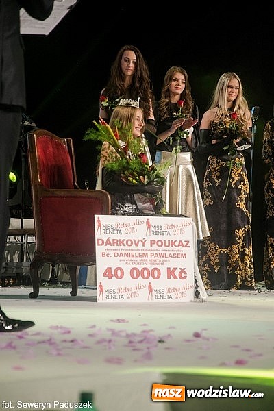 Zdjęcie w galerii na portalu naszwodzislaw.com: Uczennica z Rydułtów w międzynarodowym konkursie Miss wiadomości z regionu