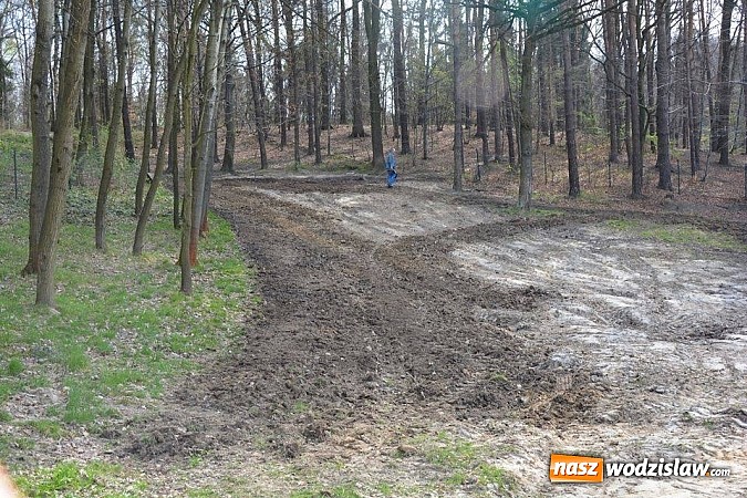 Zdjęcie w galerii na portalu naszwodzislaw.com: Na Balatonie trwają wiosenne porządki  wiadomości z regionu