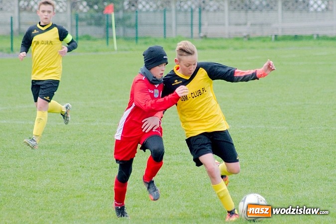 Zdjęcie w galerii na portalu naszwodzislaw.com: Trampkarze Gołkowic rozbici w Tworkowie wiadomości z regionu