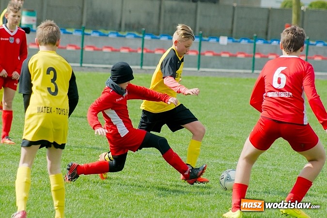 Zdjęcie w galerii na portalu naszwodzislaw.com: Trampkarze Gołkowic rozbici w Tworkowie wiadomości z regionu