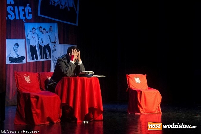 Zdjęcie w galerii na portalu naszwodzislaw.com: Kabaret Młodych Panów w Rydułtowach wiadomości z regionu