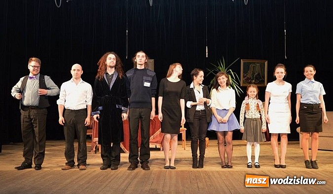 Zdjęcie w galerii na portalu naszwodzislaw.com: Spektakl pt. „Fizycy” w radlińskim MOK-u wiadomości z regionu