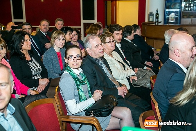 Zdjęcie w galerii na portalu naszwodzislaw.com: Fundusz rozdał Zielone Czeki 2015 wiadomości z regionu