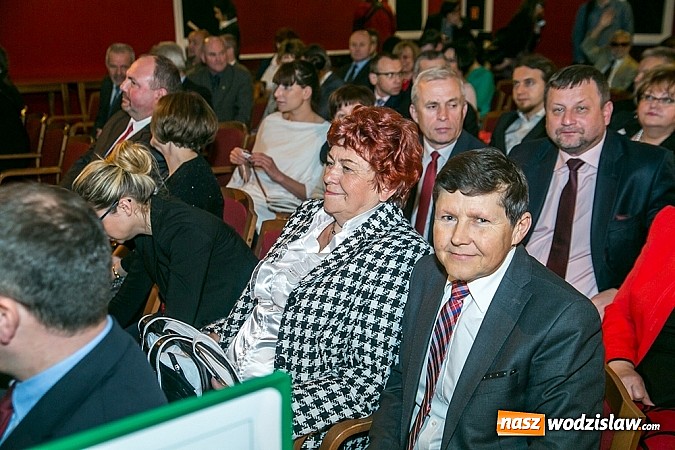 Zdjęcie w galerii na portalu naszwodzislaw.com: Fundusz rozdał Zielone Czeki 2015 wiadomości z regionu